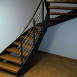 Flachstahl Wangentreppe